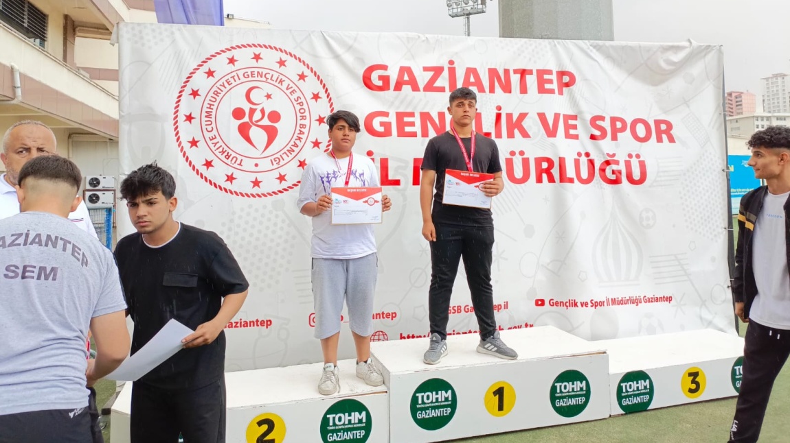 Gaziantep okullar arası güreşi şampiyonası